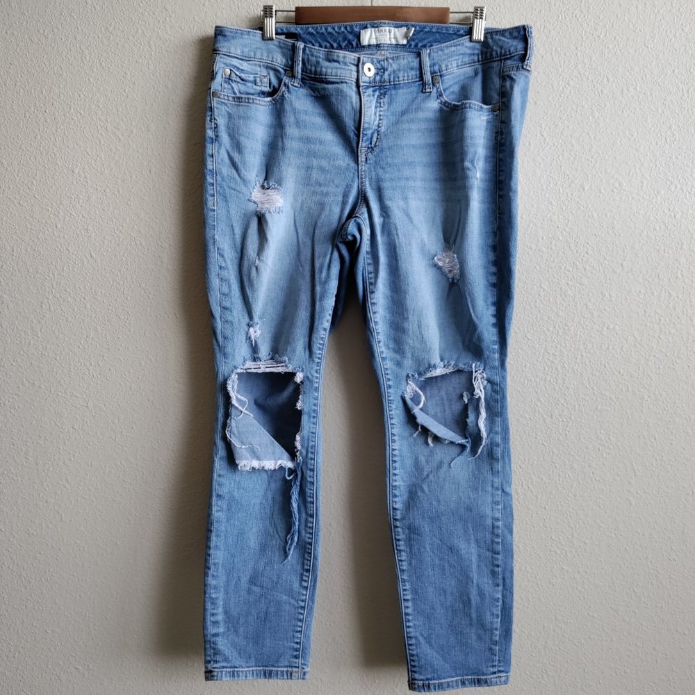 Torrid Skinny We Swear By The Fit Distressed/Ripped Denim Jeans Size 16R